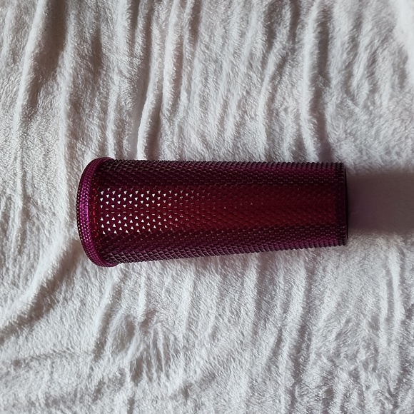 Plum studded Starbucks cup - Picture 2 of 3